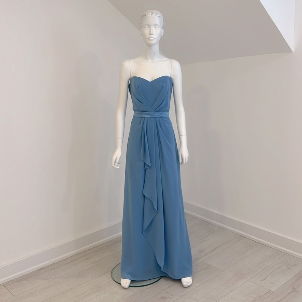 NWT SAMPLE SALE Social by Dessy Windsor Blue size 10 Nu-Georgette. PRISTINE